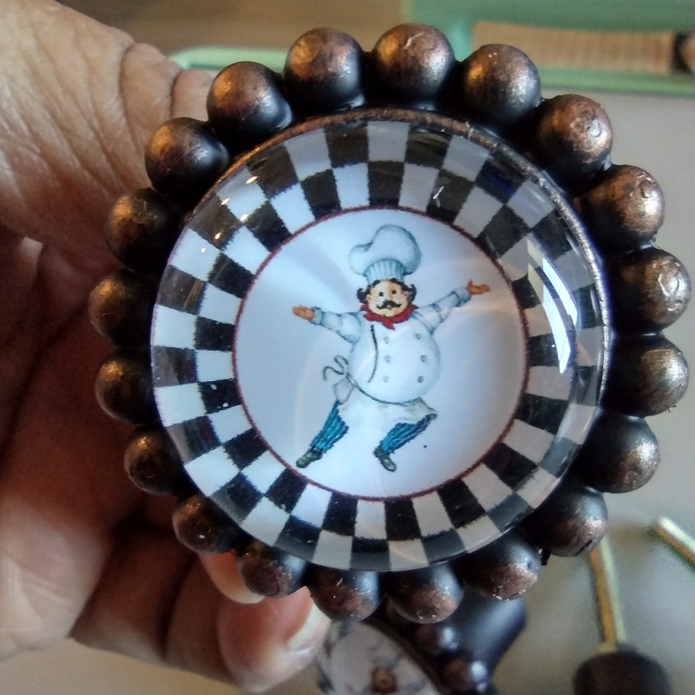 Chef Cabinet Knobs